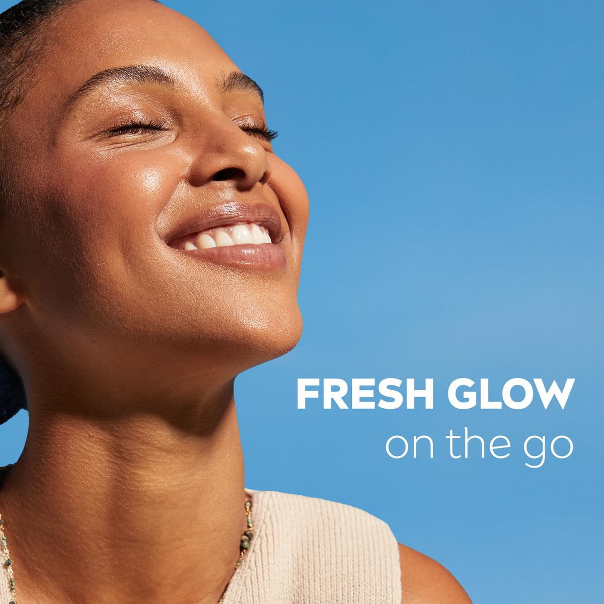 NIVEA Soft Daily UV Face & Body Cream SPF15 200ml – Light Moisturiser with Jojoba Oil & Vitamin E Plus Everyday Sun Protection, Fast-Absorbing Hydration in a Big Value Jar for Home Use