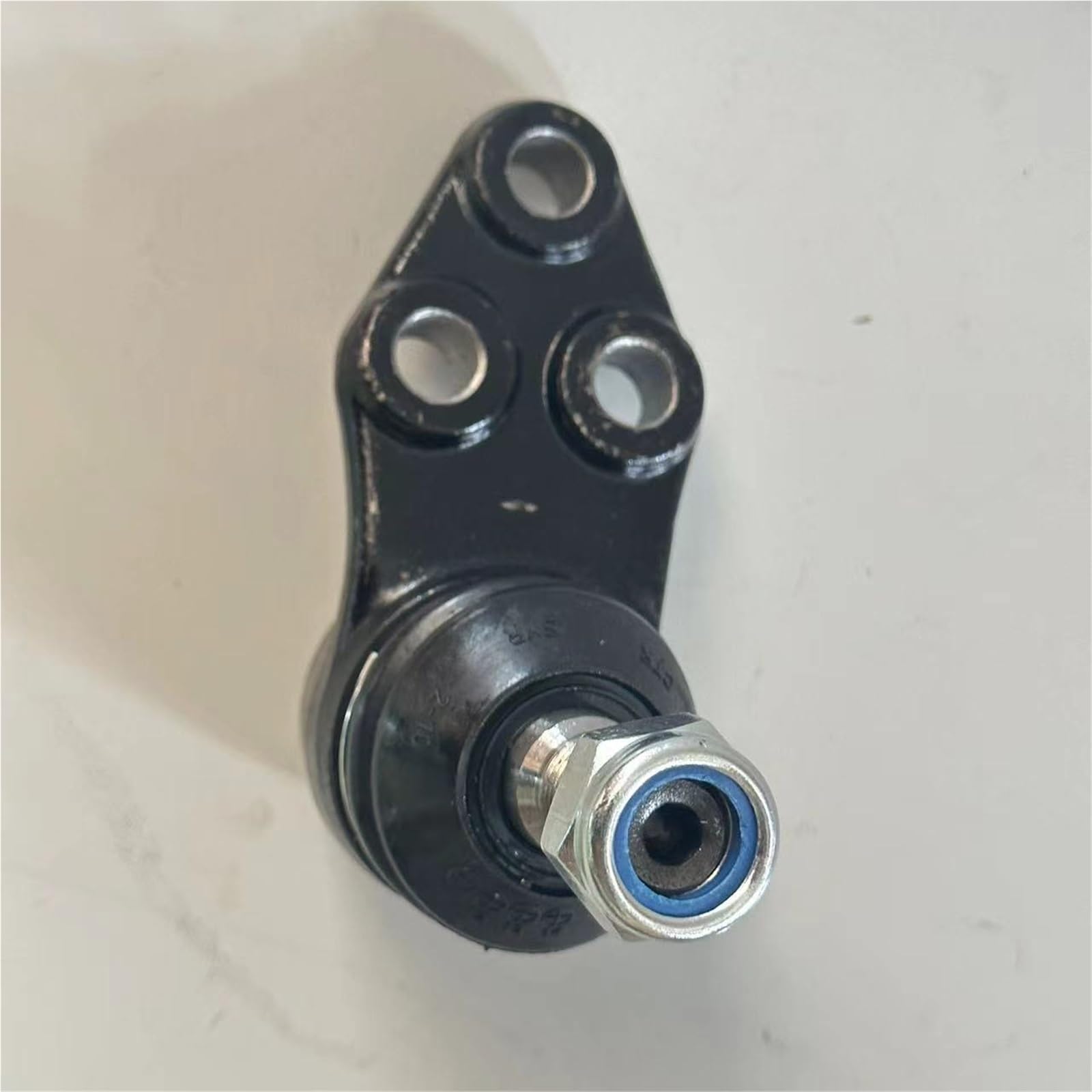 Ściągacz przegubu kulowego Pasuje do Ssangyong KORANDO C 2011-2018 przedni przegub kulowy niskiego ramienia OEM 4451834001(RH Right ball head)