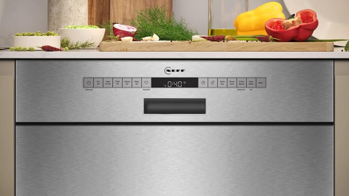 Neff S125EBS16E, N 50, Lavavajillas con base inteligente de 60 cm, fabricado en Alemania, cesta para cubiertos, muy silenciosa, Open Dry, fuerte limpieza con Chef 70ºC, favoritos, acero cepillado