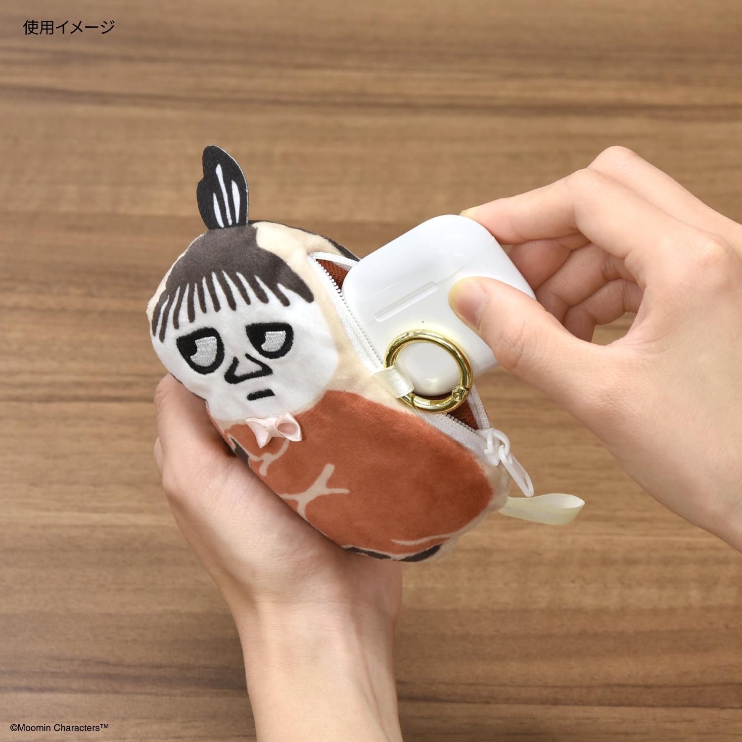 Gourmandies Moomin Earphone Multi-Pouch Little My MMN-229B