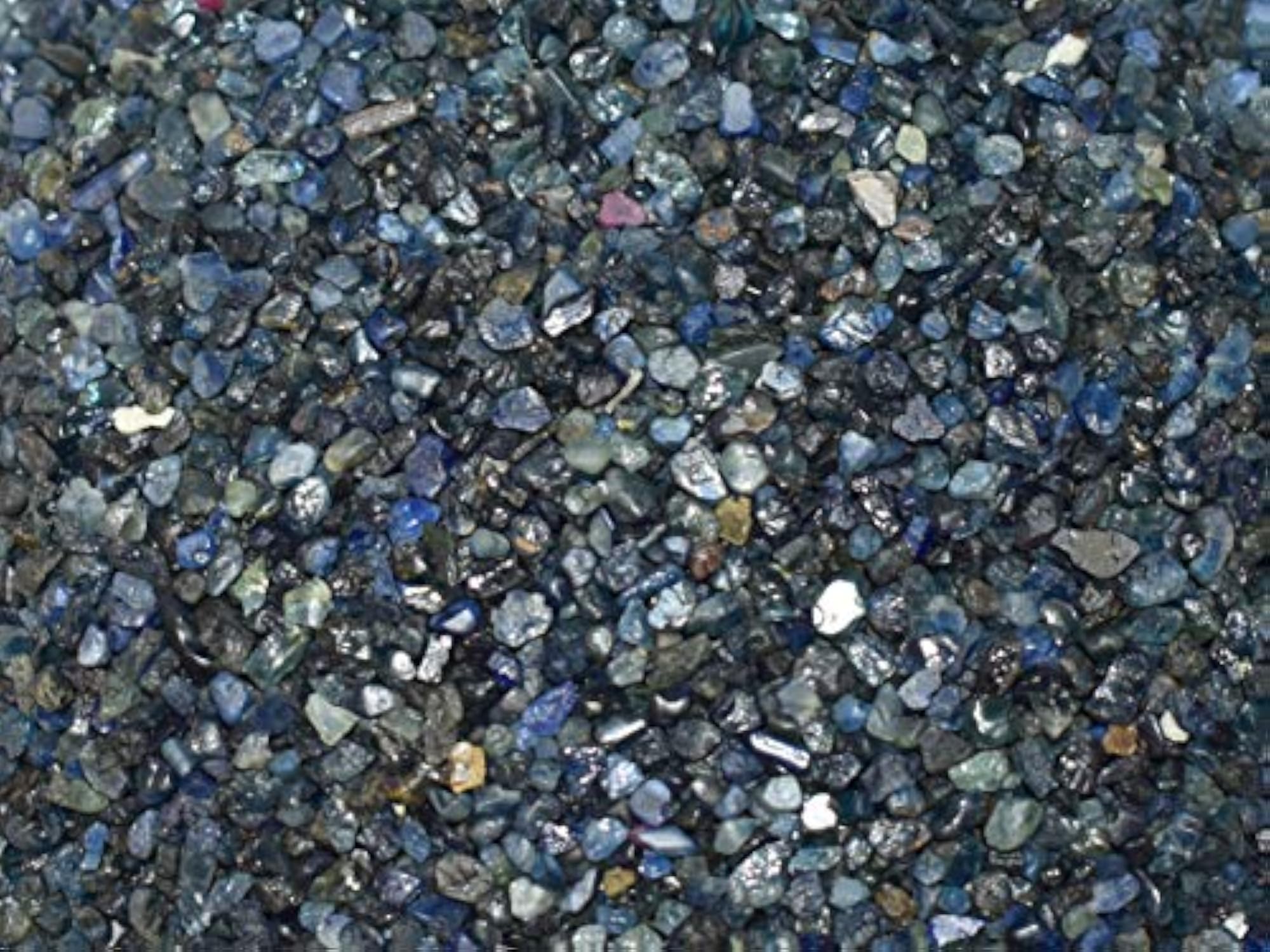 Granules Sapphire Dark Natural Healing Crystal