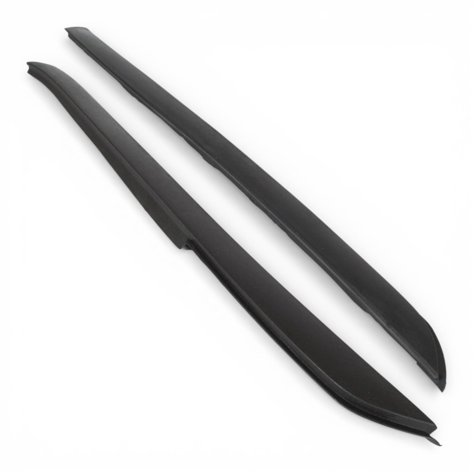 Esta guarnición de parabrisas con clips para los lados izquierdo y derecho del Vito W638 (1996-2003) es compatible con los modelos A6386980079, A6386980179, A6389840961