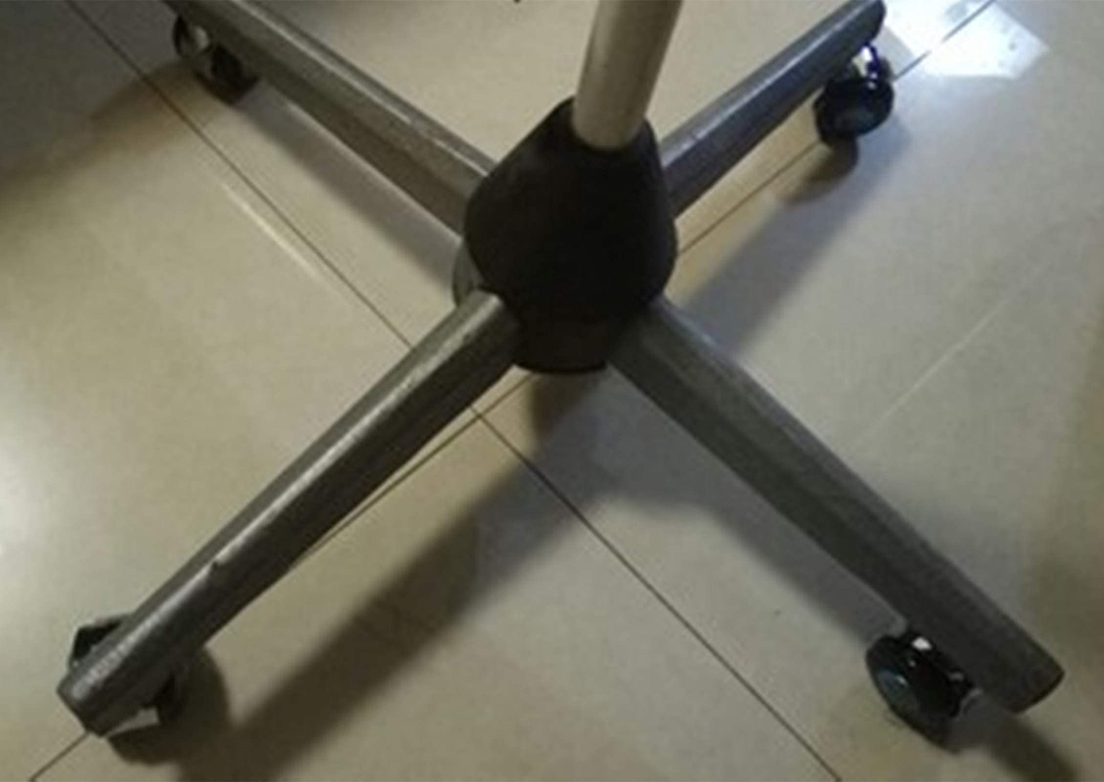 Ruedas giratorias 4 piezas Ruedas para silla de oficina con freno, Ruedas universales para silla Ruedas, Ruedas gemelas giratorias de plástico, Ruedas resistentes para muebles, Rueda giratoria de 41 m