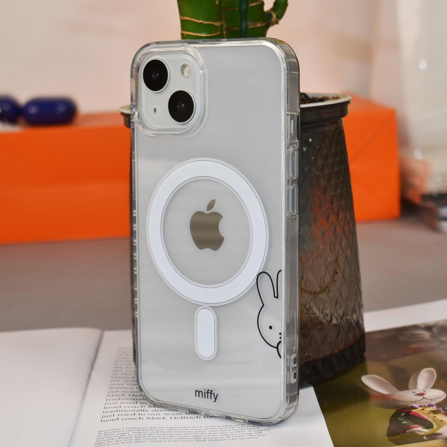 Amazon.co.jp: iPhone16E 用 ケース MagSafe対応 マグネット