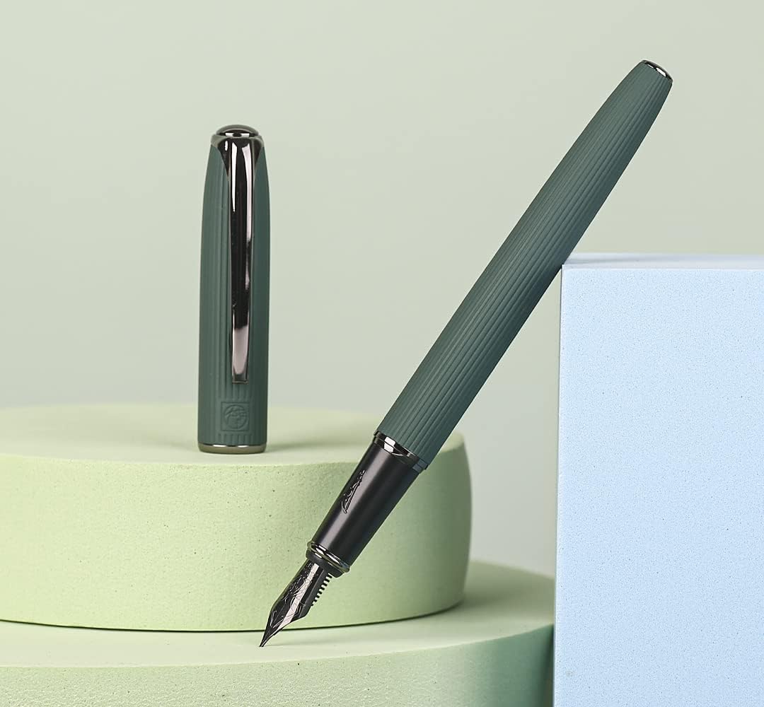 Picasso 916 Natural Series Metal Fountain Pen with Gift Box (EF Nib 0.35mm, Larch Green)
