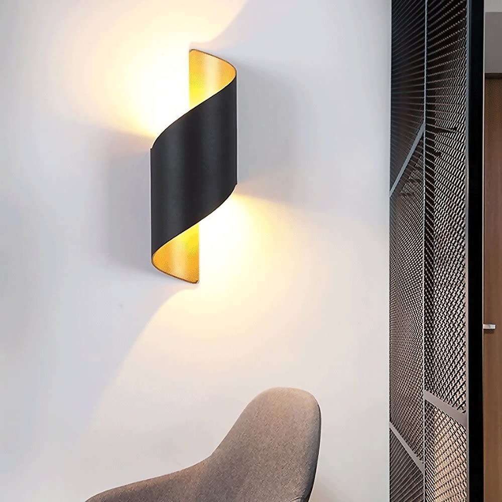 Nowoczesna i prosta lampa ścienna, kręcone kształty, z kutego metalu, klosz LED w górę i w dół, na zewnątrz czarny, do domu, salonu, sypialni, restauracji, kawiarni