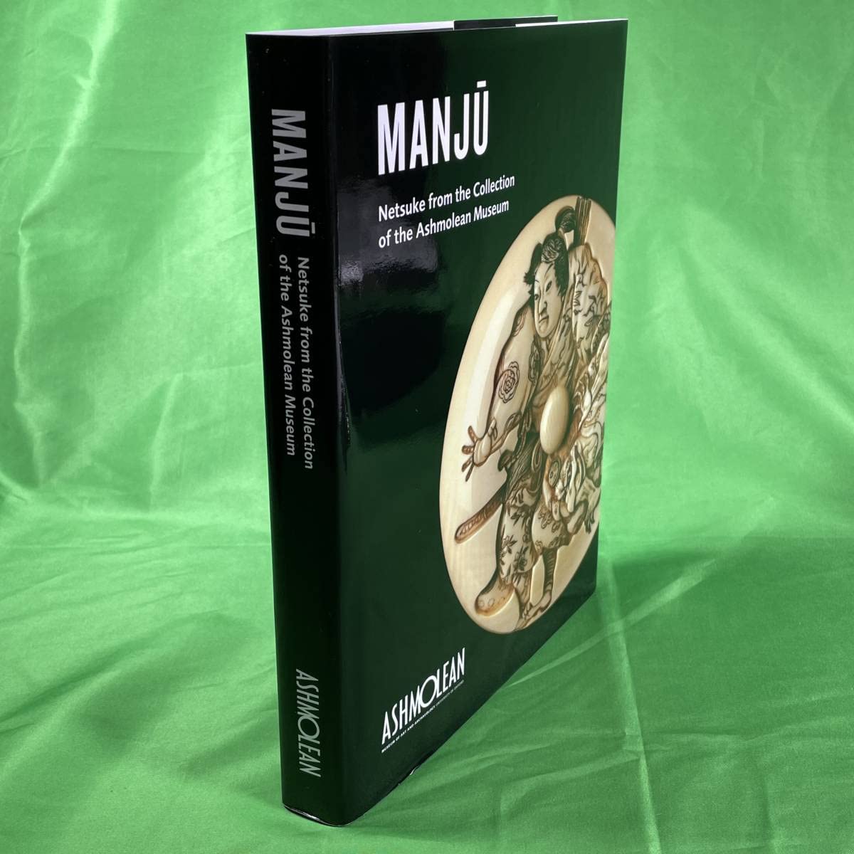 Amazon.co.jp: 洋書 専門書 饅頭根付 作品集「MANJU