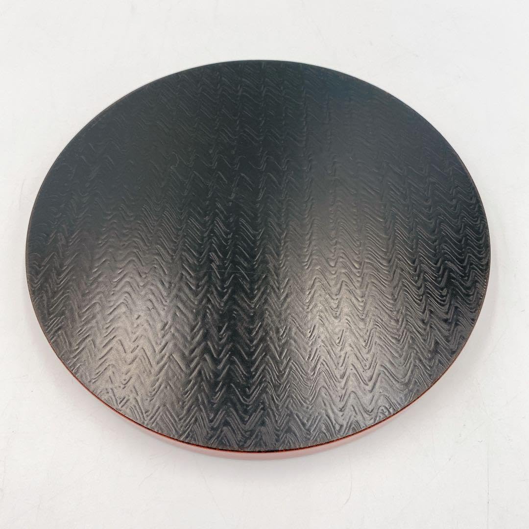 Amazon｜高岡漆器 お盆 18cm 紙箱入り 国指定伝統的工芸品 丸盆｜儀礼