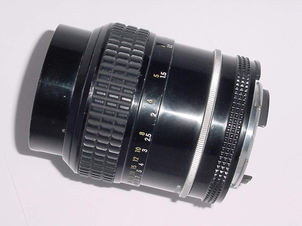 Nikon 105mm f/2.5 AI manual focus lens - sharpest portrait lens