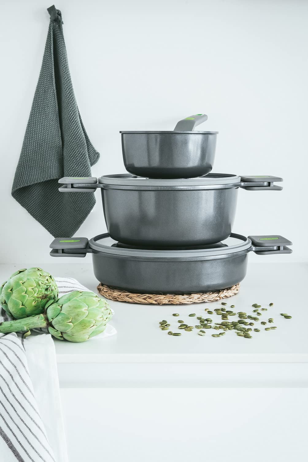 BRA Life | Batería de cocina de 9 piezas, aluminio fundido, con antiadherente