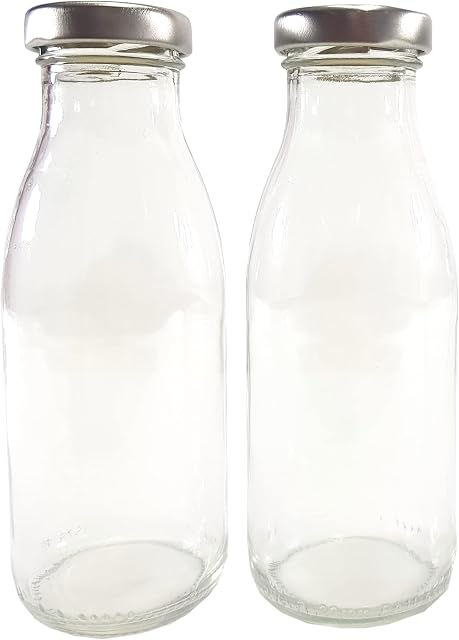 Britten & James 500ml Retro Glass Milk Bottles with Silver Lids (Pack of 2). For Homemade Milk and Yoghurts, Decoration and Weddings