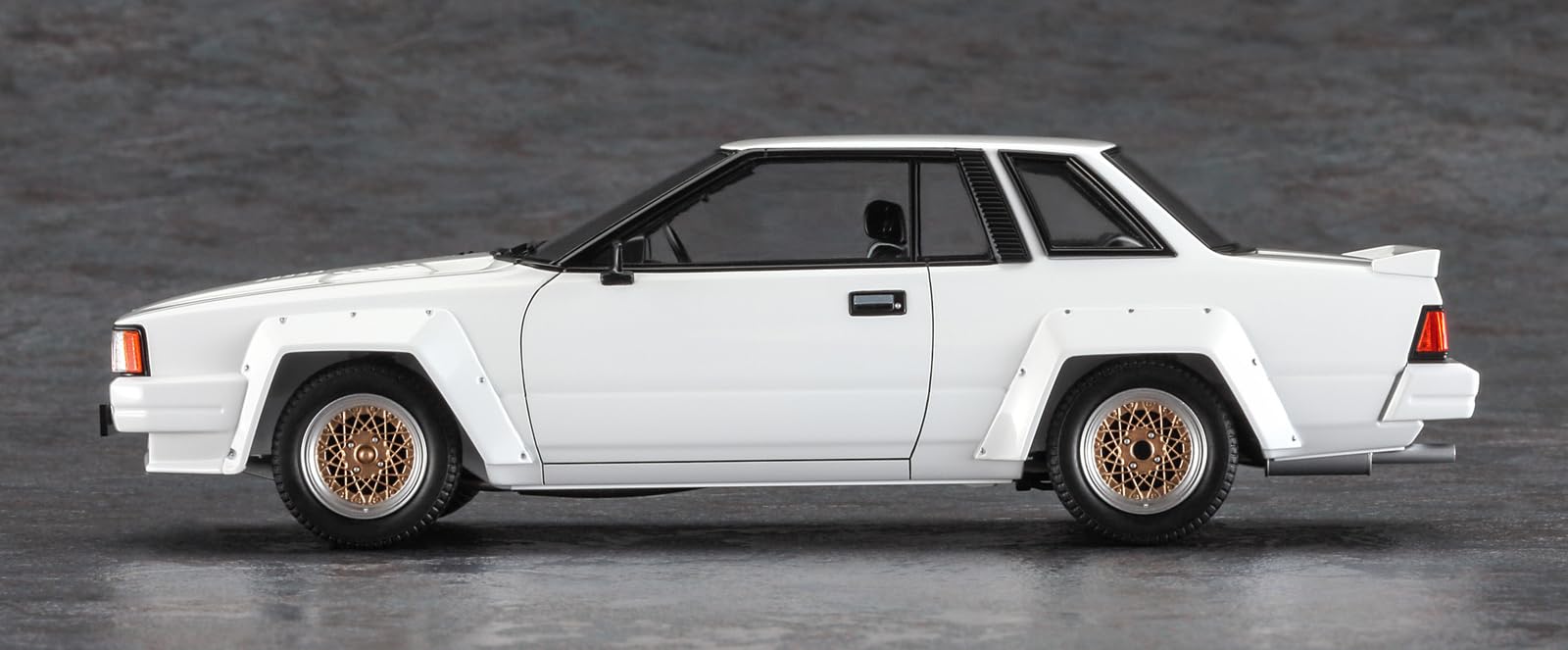Amazon.com: Hasegawa 1/24 Nissan 240RS (BS110) (1983