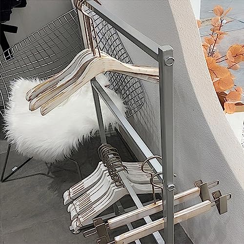 Solution de rangement peu encombrante avec ce porte-vêtements en métal - 6