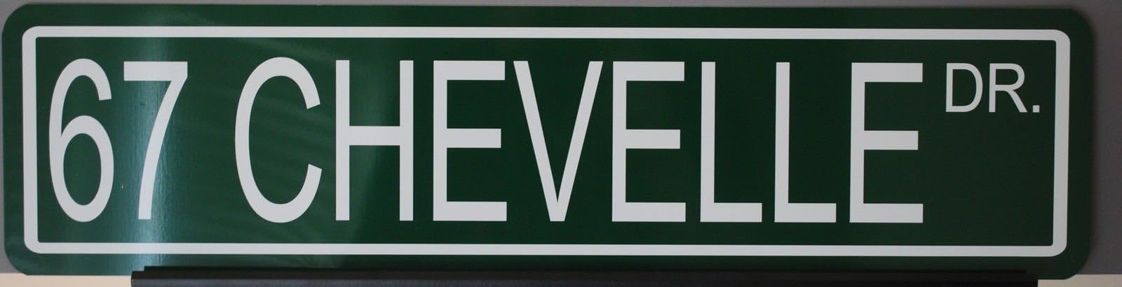 METAL STREET SIGN 1967 67 CHEVELLE DRIVE 6 x24 HOT Rod Muscle CAR WALL ART GIFT BAR MAN CAVE RESTAURANT SHOP GARAGE HOME OFFICE FITS Chevy SS Super Sport Malibu 327 396 427 454