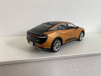 Amazon | トヨタ 新型 クラウン クロスオーバー ミニカー 130 2YA