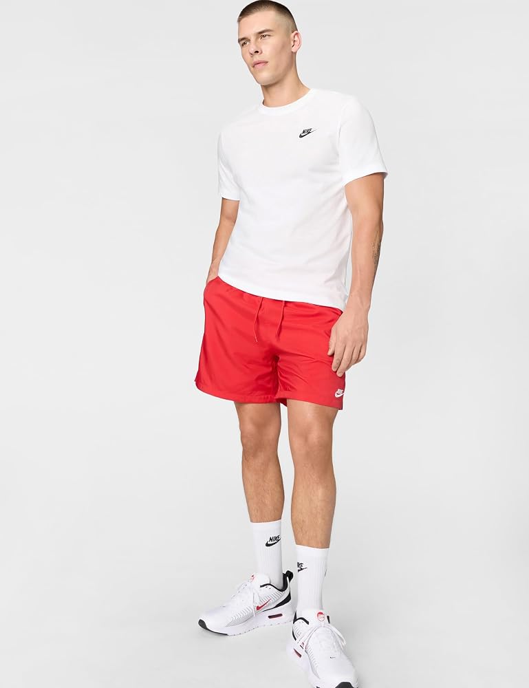 Nike Men's Sportswear Club T-Shirt