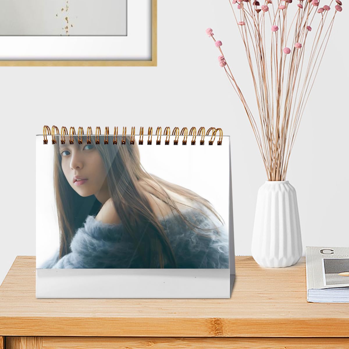 Amazon | 齋藤飛鳥 カレンダー 卓上カレンダー 2025年 便利 自宅用