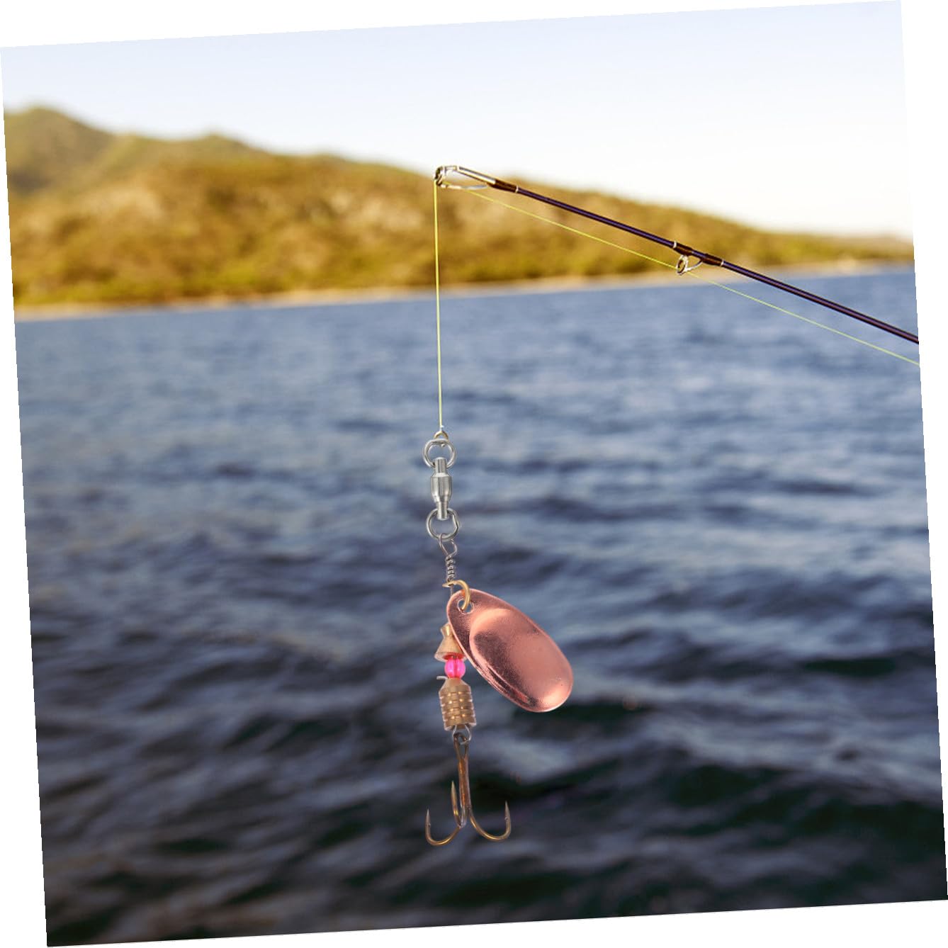 Hemobllo Possum De Paillettes en Rotation Leurre De Pêche Appâts De Pêche Vairon Artificiel Leurres De Pêche Appâts De Simulation Spinnerbait Le Fer