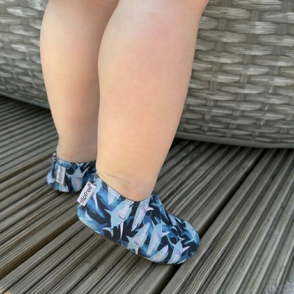 Slipfree Non-Slip Shoes for Girls and Boys. Light, Soft and Comfortable, Unisex Kids Beach Water Shoes with Protective Sole, Ideal for Holiday, Sports and Home