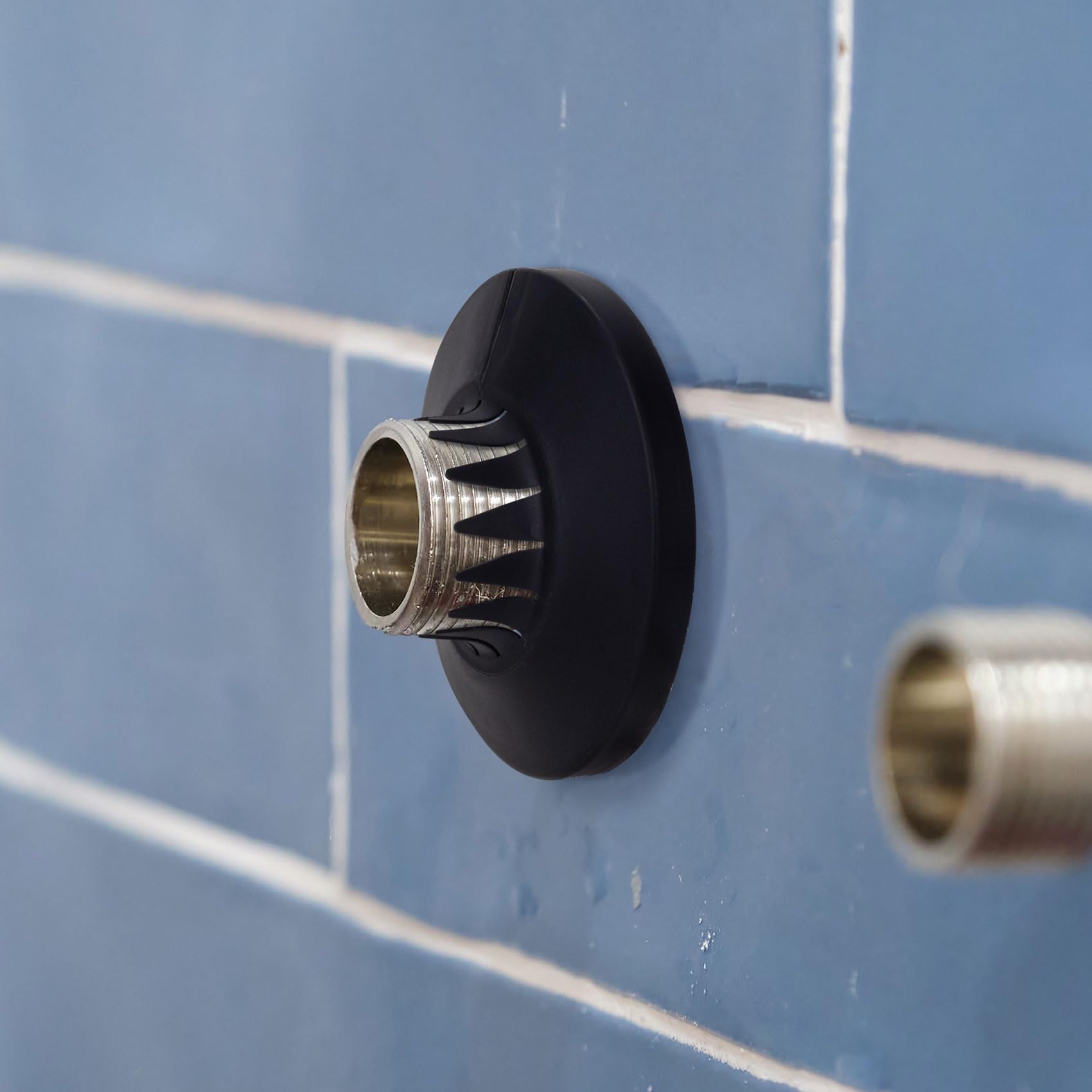 Yinpecly 1 stuk geschikt voor 4,8 cm buitendiameter flens waterpijpafdekking decoratie, 50 mm zwarte PP kunststof buisafdekking radiator, klikbare rozet kraag voor gootsteenafvoer en