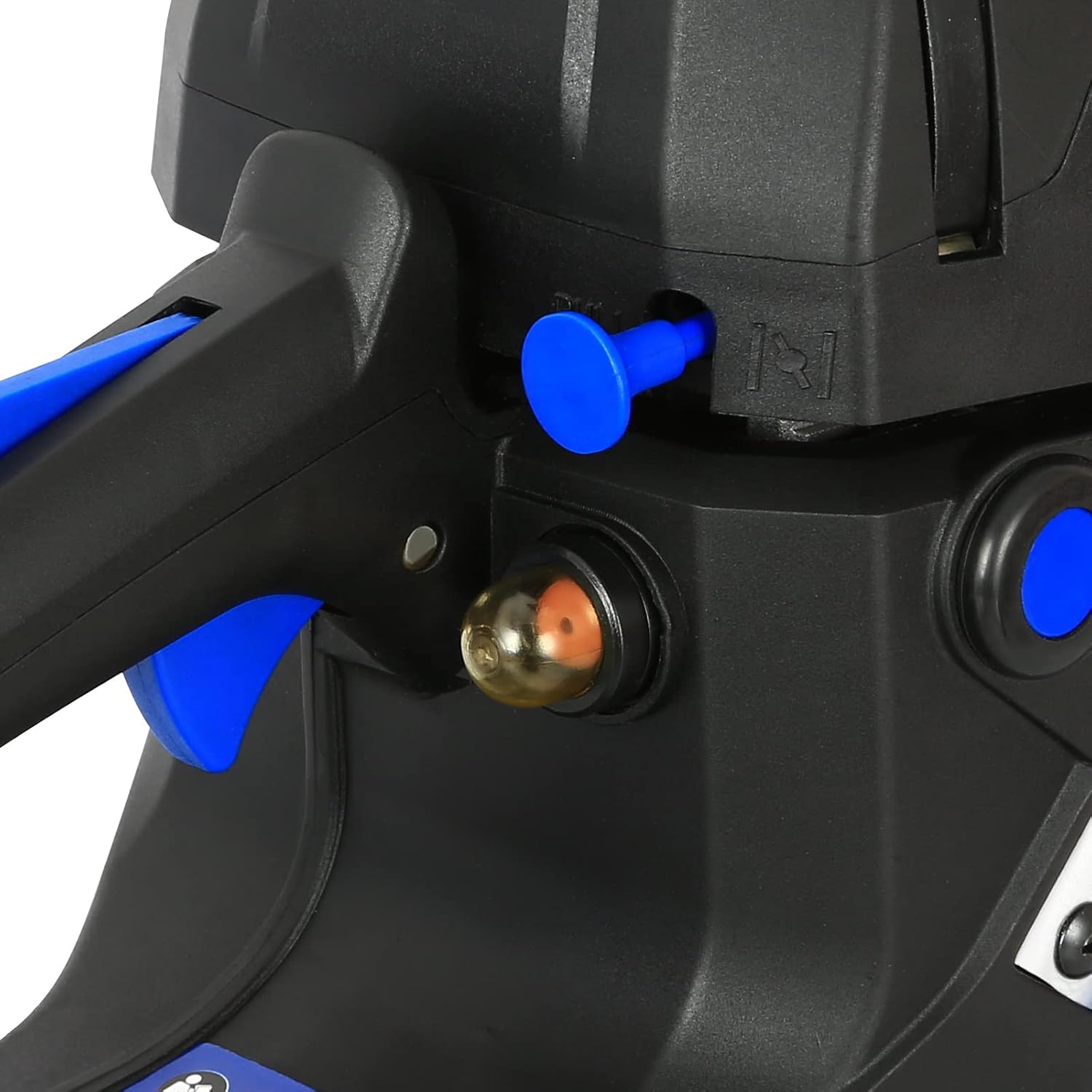 Image showing the fuel and chain lubricant tanks on the BILT HARD Gas Chainsaw