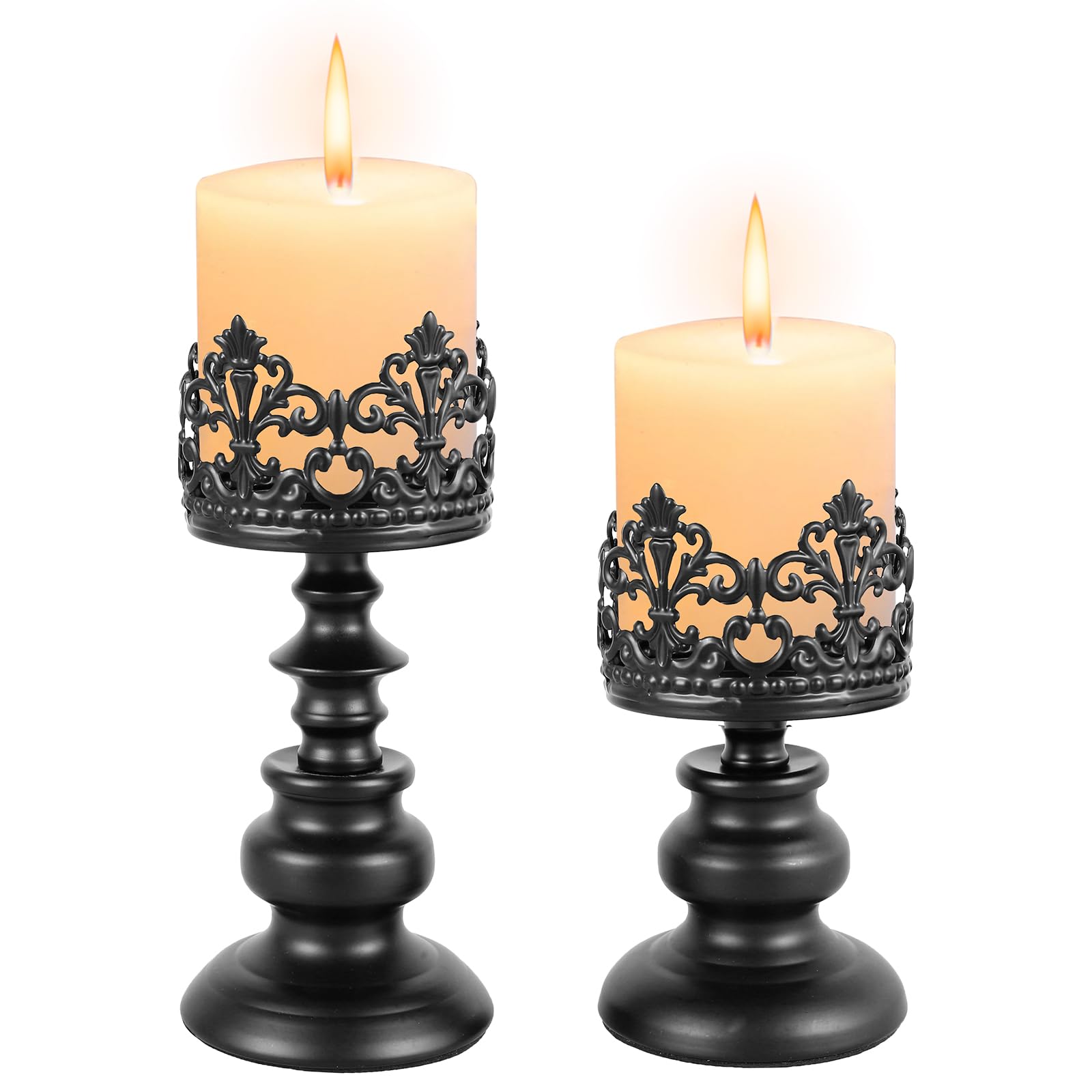 Bougeoirs vintage en fer pour une table de mariage romantique