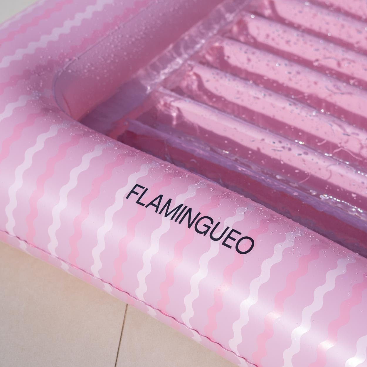 Flamingueo Colchoneta Piscina - Tanning Pool Individual - Posavasos Incluido - PVC Resistente - Tamaño Grande - Almohada Desmontable - Rosa