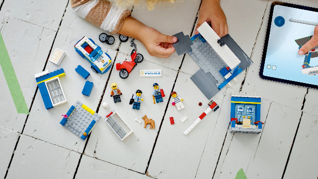 Amazon.co.jp: レゴ(LEGO) シティ 脱走犯をつかまえろ おもちゃ 玩具