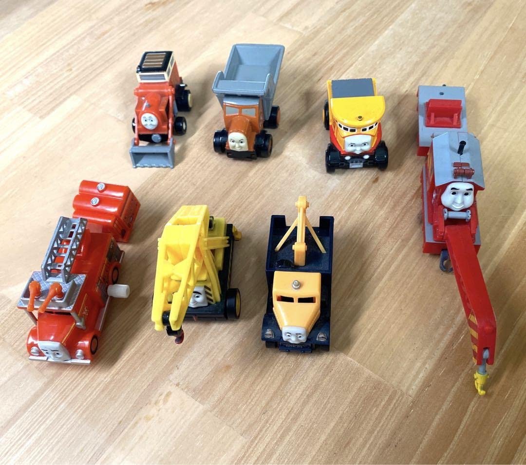 カプセルプラレール トーマス 大量セット カプセルプラレール いろんなトーマス大集合編｜商品情報