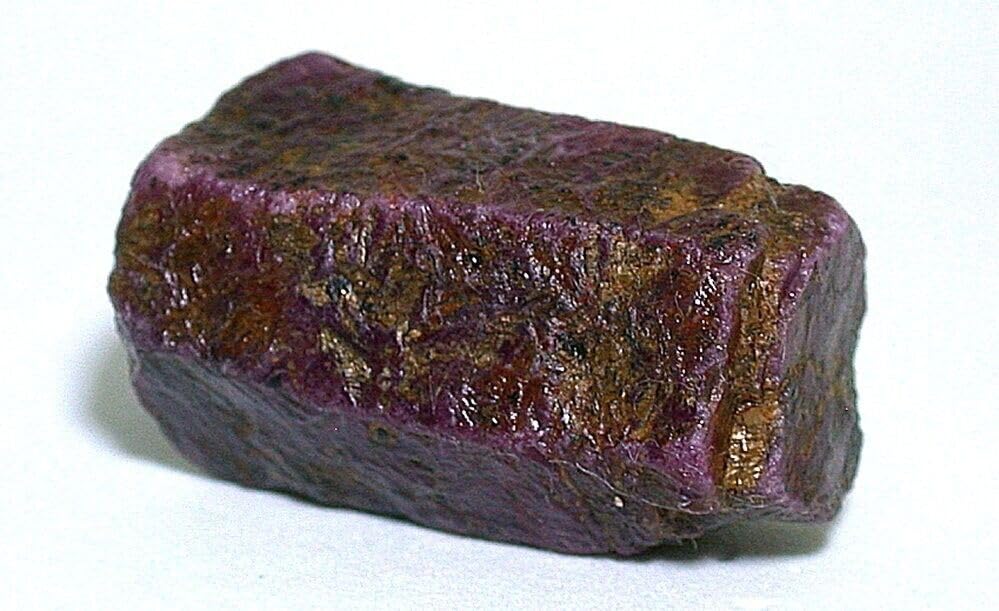 35.5 Gram 1 1/3 Inch Ruby Crystal Rough Prismatic Specimen Carving Cab Rough EC9