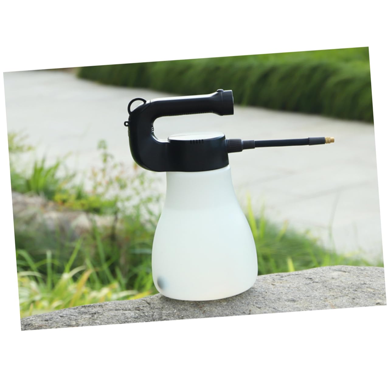 3-Liter Elektrosprühgerät Kunststoff Kupfer USB Ladefunktion | Automatische Zerstäubung, Weißes Gehäuse, 1 Stück, für Pflanzen, 3l Fassungsvermögen