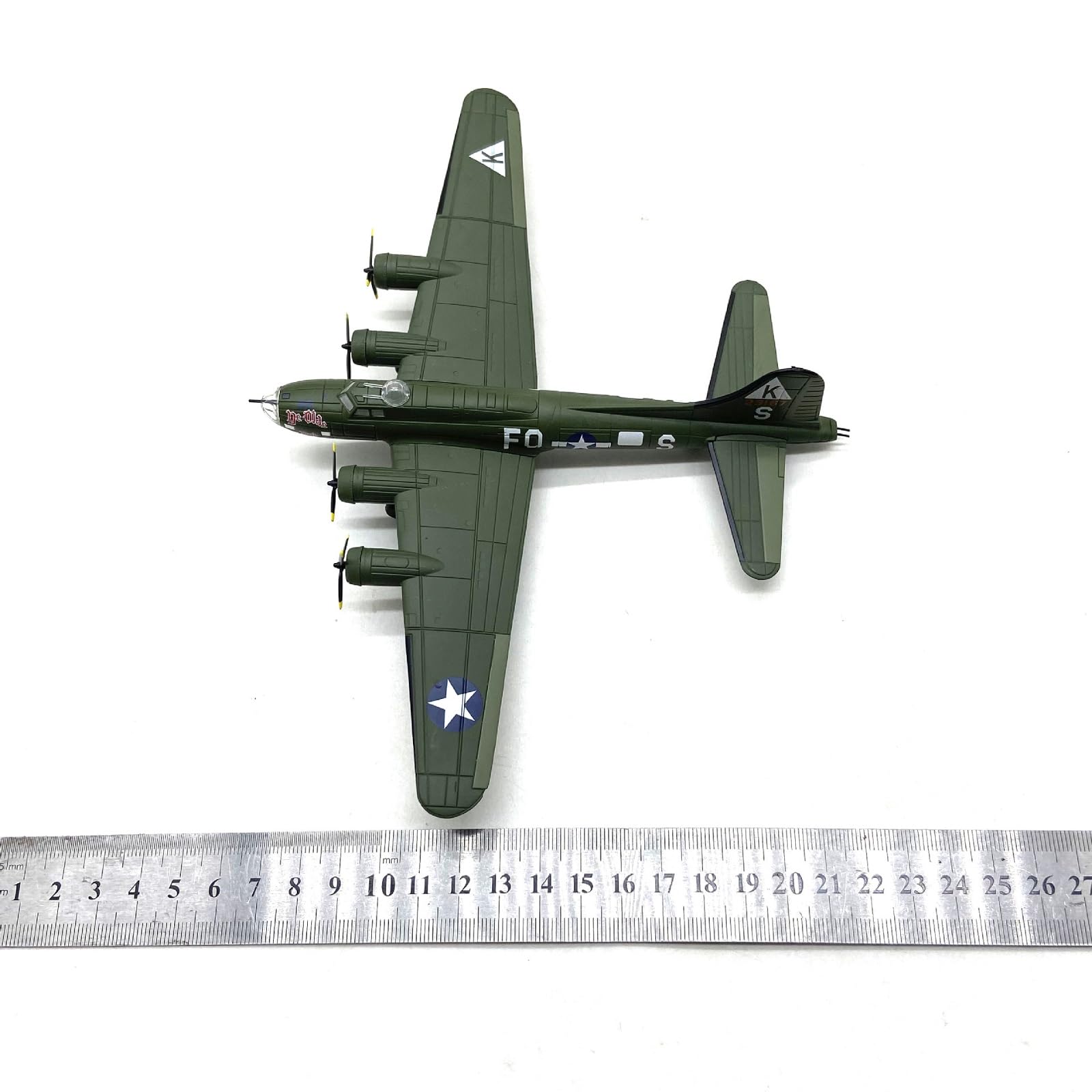 Amazon.com: ZEZEFUFU Simulation 1/144 B-17 Bomber WWII Classic B17