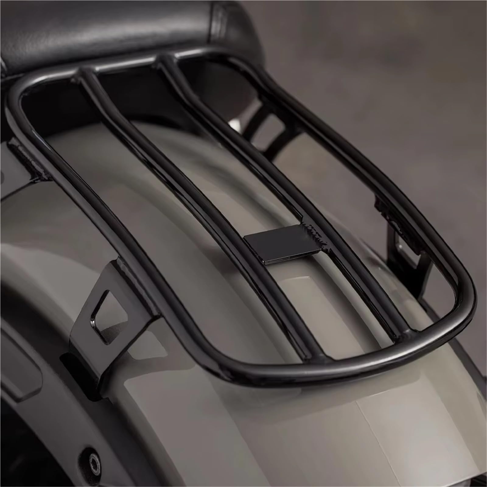 MESKEL Porte-Bagages Arrière Porte-Bagages Moto Solo Noir/Chrome pour Indien pour Scout pour Rogue pour Bobber Soixante Vingt ABS 2018-2024