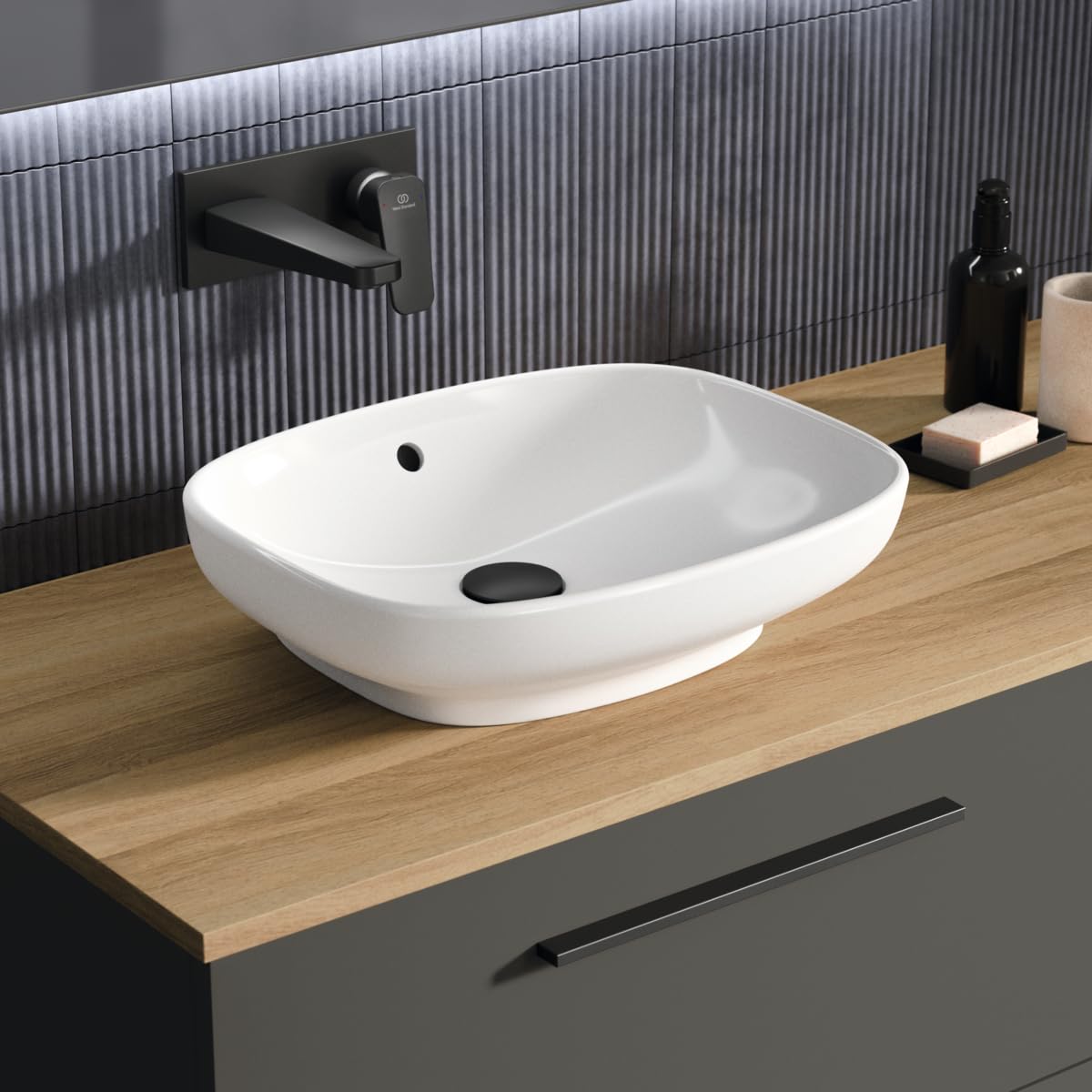 Ideal Standard - i.life B umywalka prostokątna 45 cm z otworem przelewowym i bez otworu na armaturę, biała