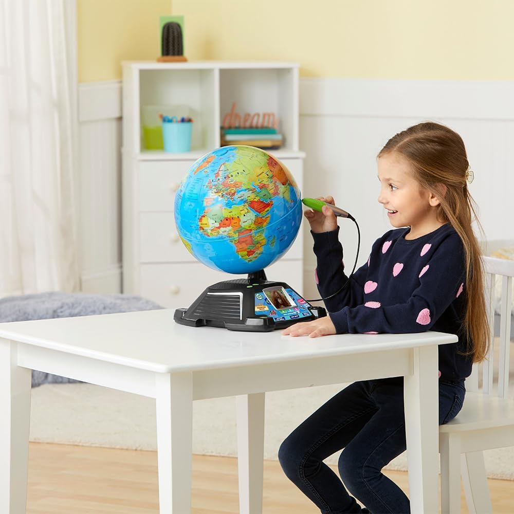 VTech Giramondo Video Mappamondo Interattivo Bambini con Penna Touch 2.7" 600 Video BBC Giochi Educativi Quiz Lingua Italiana 7-99 Anni