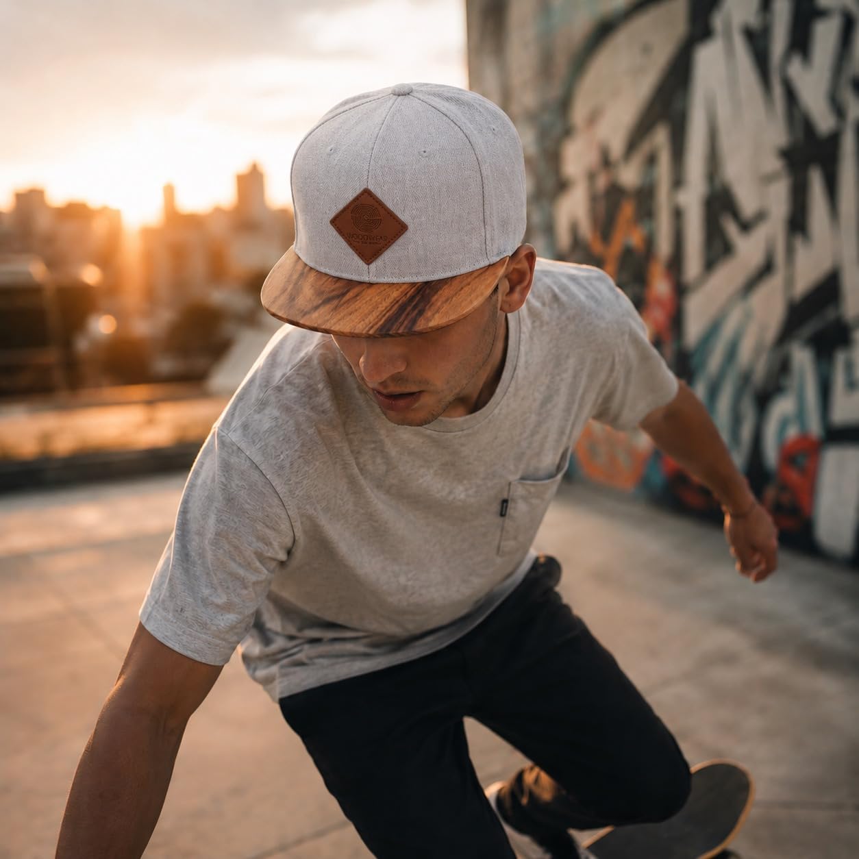 woodwear® Timberline Snapback Grey Timber – Premium Cap mit Echtholz-Schirm aus Walnuss, verstellbar, Unisex Basecap, Streetwear & Outdoor