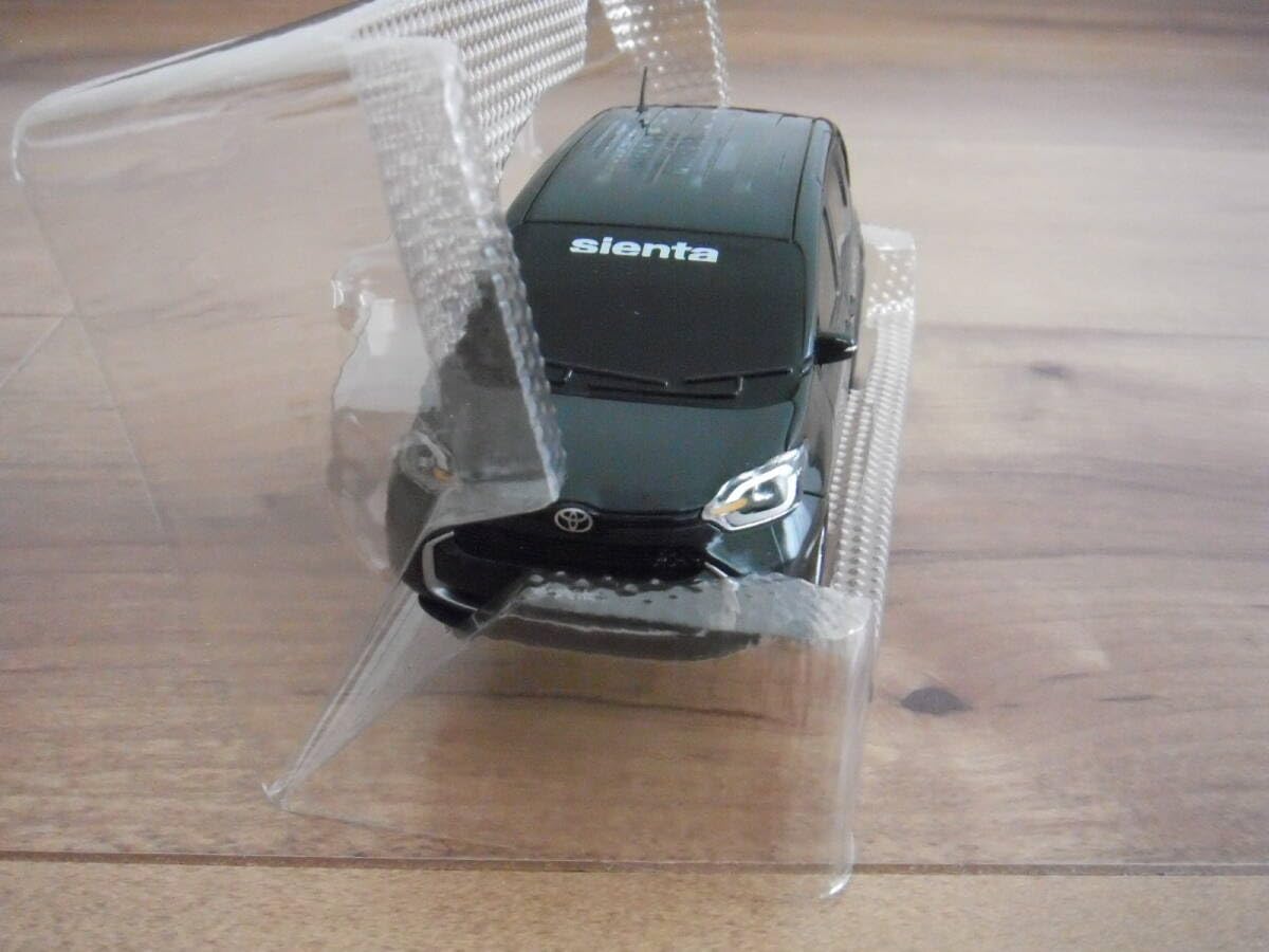 【T】美品✨sienta ミニカー グレー 透明ケース入り T】美品✨sienta ミニカー グレー 透明ケース入り Amazon | シエンタ