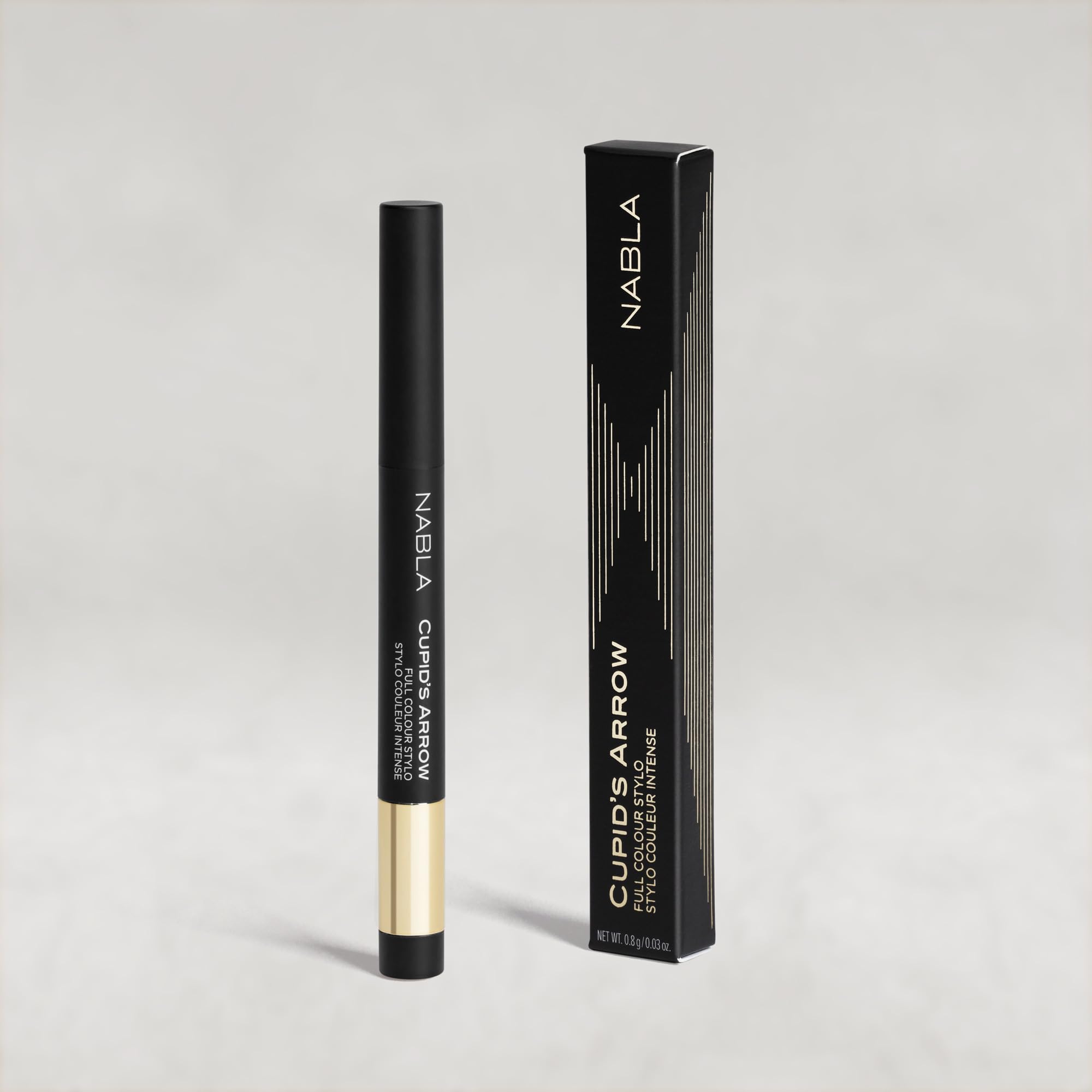 NABLA Cupid's Arrow Longwear Stylo, Black | Matita stylo a lunga tenuta e alta pigmentazione | Liner, ombretto o rossetto multiuso, texture cremosa e confortevole per un makeup impeccabile