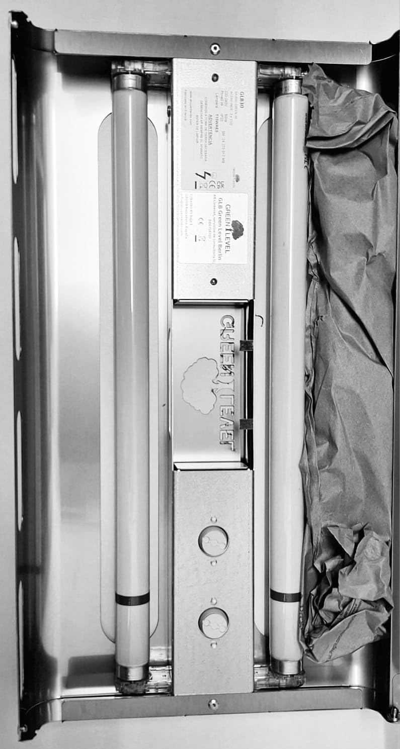Insectocaptor de pared en acero | Homologado | Cobertura 200 m2 | Mata insectos voladores eléctrico UV | Placa y tubos 2x15w incluidos | Para cocinas, restaurantes y almacenes |