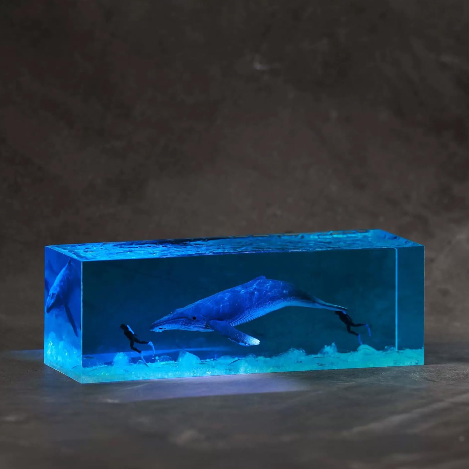 ATCKCALB Handmade Ocean Resin Lamp with Wooden Base, 3D Deep Sea Whale Shark Night Light for Home Decor, Unique Gifts for Scuba Divers & Marine Lovers(J 17.5x8.5x3.5cm/6.9x3.3x1.4in)