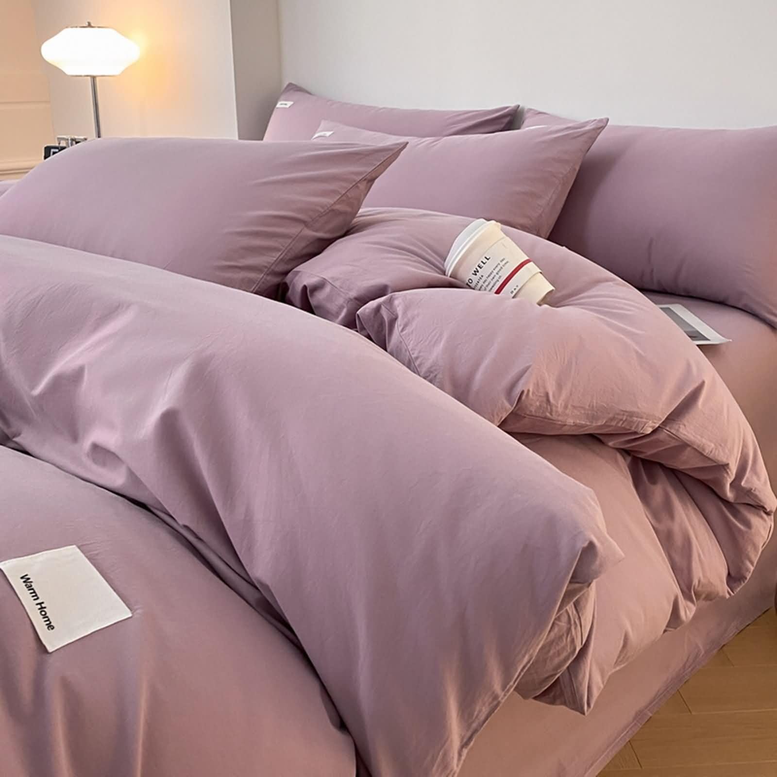 4-częściowy zestaw pościeli na łóżko 200 cm, poszwa na kołdrę 220 x 240 cm, prześcieradło górne 245 x 270 cm i 2 poszewki na poduszki, jednokolorowa, miękka bawełna, jasnofioletowy