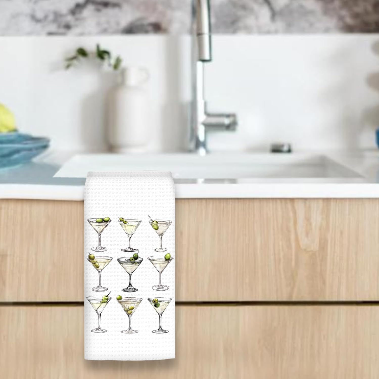 Martini Decor Kitchen Towels, DirtyMartini Hand Towels, DirtyMartini Glasses Dish Towel Tea Towel for Kitchen Home Bar Decorative, MartiniGifts for Martini Lovers Bar Kitchens Decor, 16x24In - Image 4