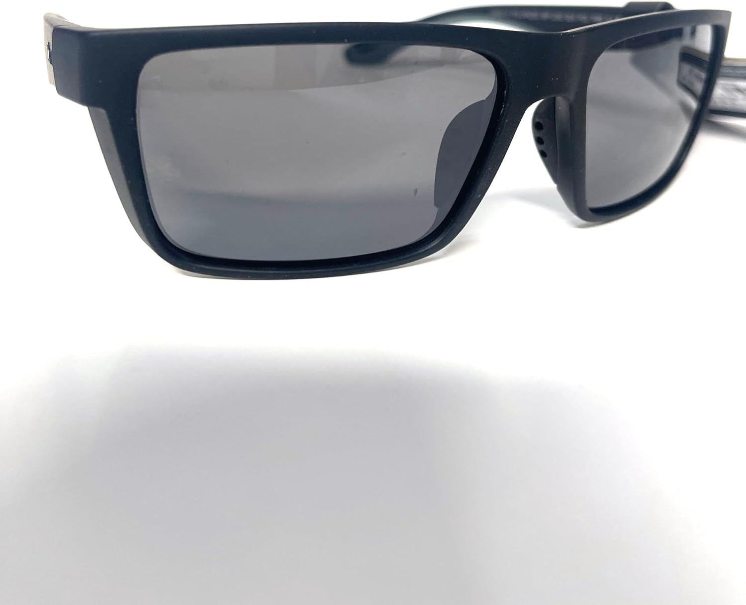 Foster Grant Ironman Polarized sunglasses. Rectangular Matt black with grey lenses. 100% UV lens protection. IMP2002