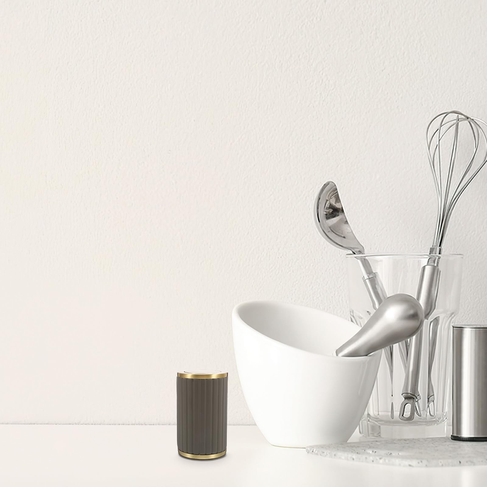 Dispenser Stuzzicadenti Automatico e Compatto Portatile in Ottone e Tessuto Design retrò Unico, Utilizzo Versatile per Ufficio e Viaggio