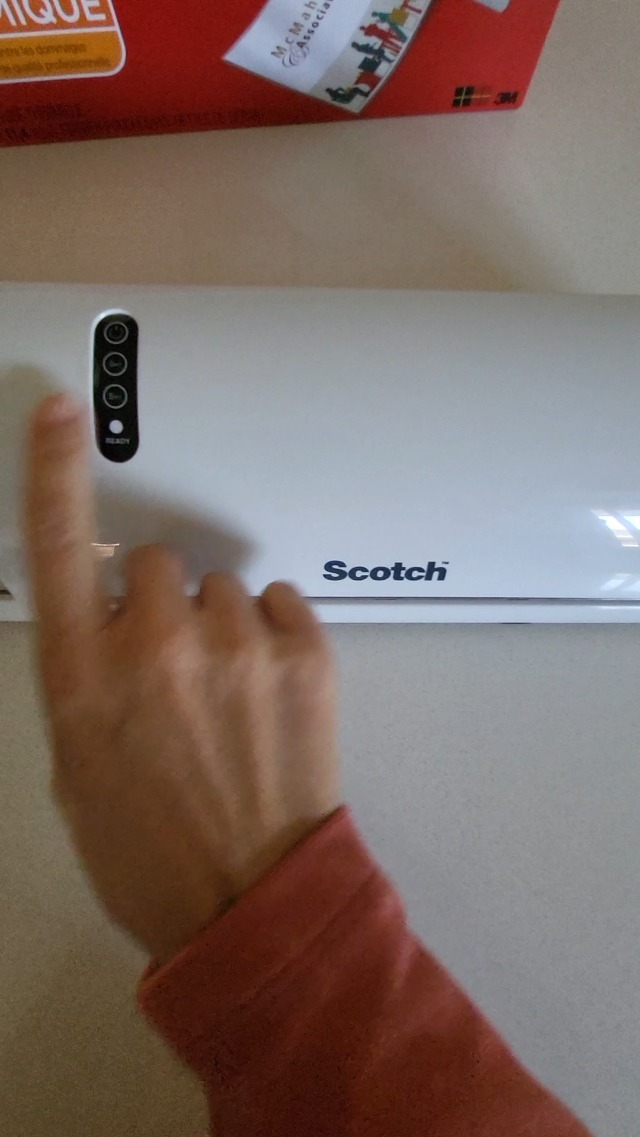 Watch Scotch Thermal Laminator Review on Amazon Live