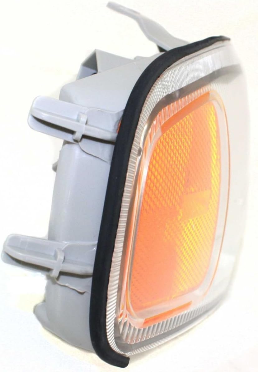 DAT AUTO PARTS Front Right Passenger Side Turn Signal Parking Light Corner Lamp Assembly Replacement For 1995 1996 Toyota Camry Clear & Orange Plastic Lens TO2521139 8161006020