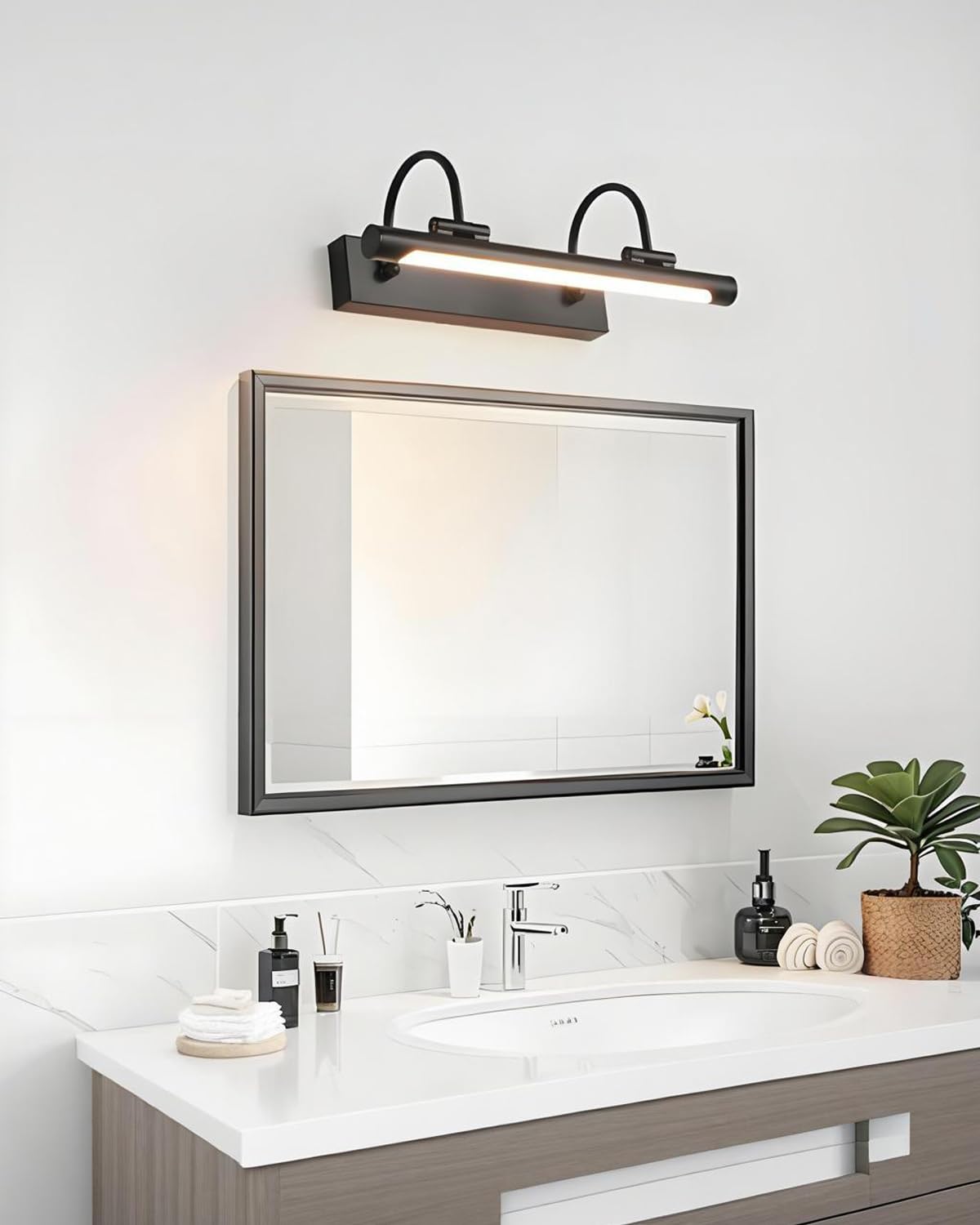 ACMHNC Bilderleuchte Schwarz - 43cm Bilderlampe Klassisch Retro - 8W LED Museumsqualität UV-Frei & 3000K - IP44 Bildbeleuchtung - Für Bilder, Spiegel, Flur, Bar, Hotel - Beleuchtung