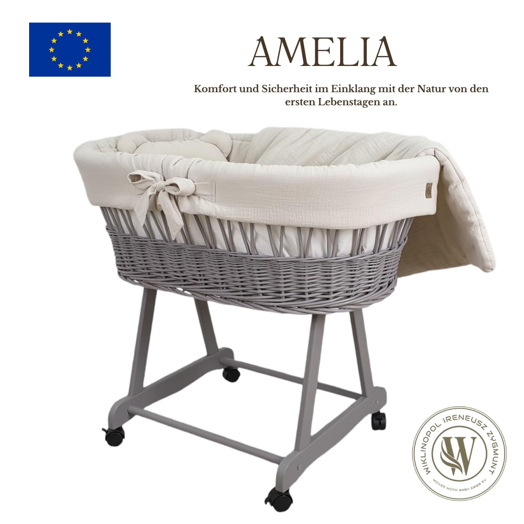 Stubenwagen Baby mit Rollen & Bremse – Grauer Moseskorb aus Naturweide inkl. Matratze & Ecru Bettwäsche aus 100% Baumwolle – sicher & mobil – Modell Amelia