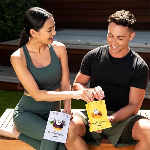 Miniatura 3 de Beekeeper's Naturals Gotas calmantes para la tos de miel, paquete de 3 sabores, miel, menta y saúco, alivio del dolor de garganta, pastillas