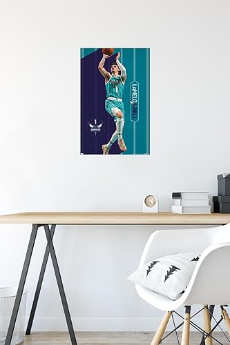 Miniatura 4 de Trends International NBA Charlotte Hornets - Póster de pared LaMelo Ball 23, 14.725 x 22.375 pulgadas, versión premium sin marco